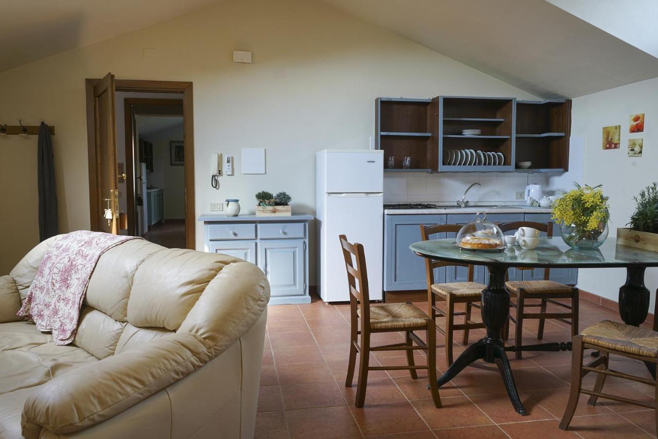 Locanda Degli Alberi Sassetta Ngoại thất bức ảnh