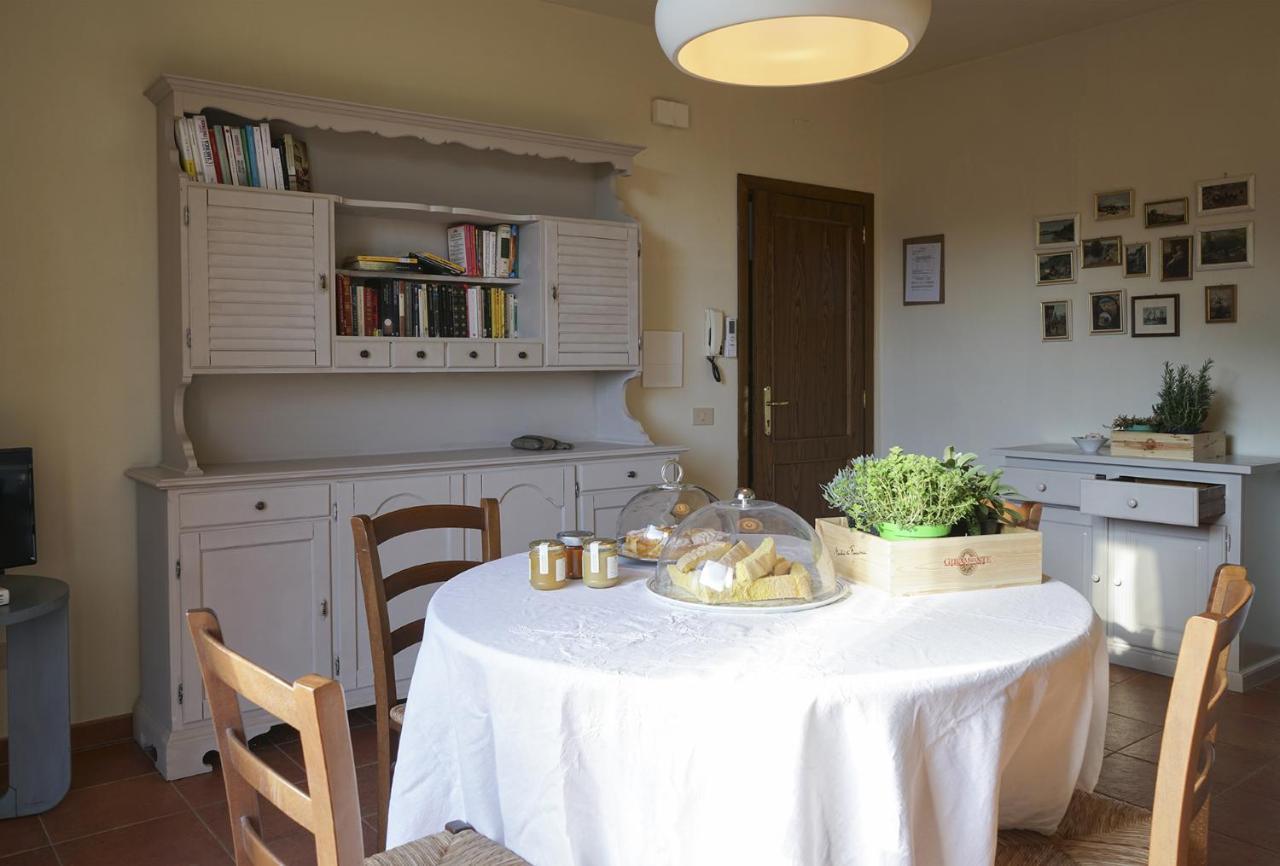 Locanda Degli Alberi Sassetta Ngoại thất bức ảnh